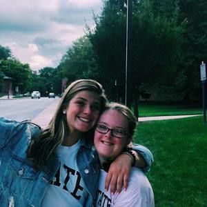 Meet your Posher, Robyn